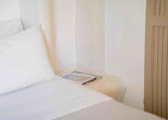 Apart Otel Antonina Agia Anna (Naxos)