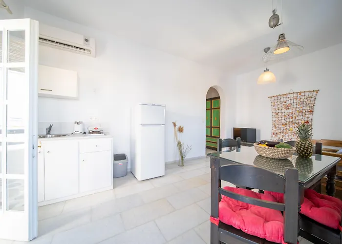 Antonina 2* Agia Anna (Naxos)