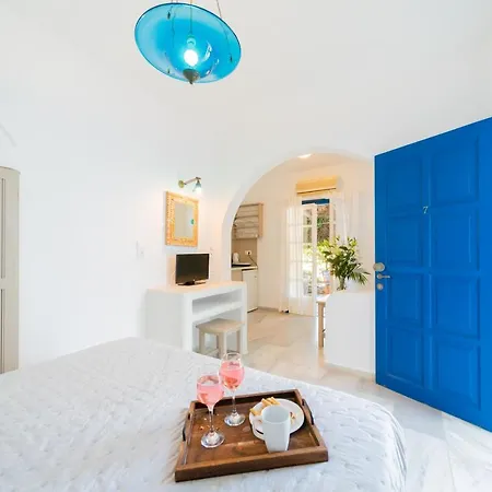 Antonina 2* Agia Anna (Naxos)