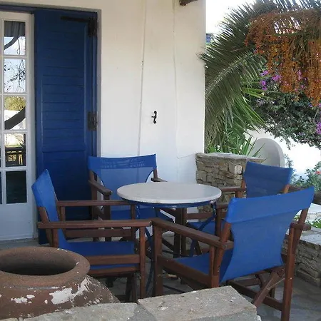 Antonina Lägenhetshotell Agia Anna (Naxos)