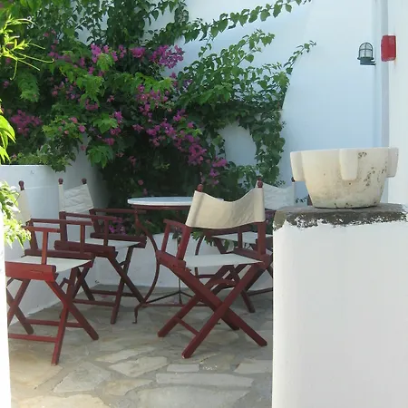 Antonina 2* Agia Anna (Naxos)