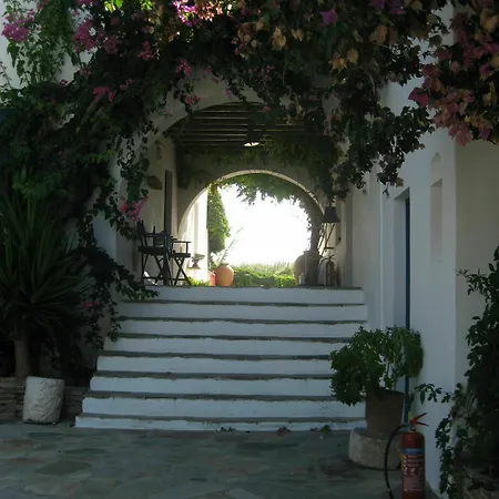 Antonina 公寓式酒店 2*